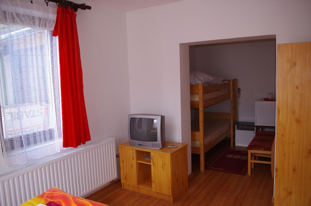 Vadszőlő Szálló és Étterem Bakonybél Quarto foto